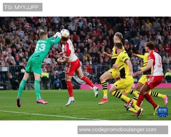 德甲巅峰对决多特蒙德迎战宿敌拜仁激情碰撞