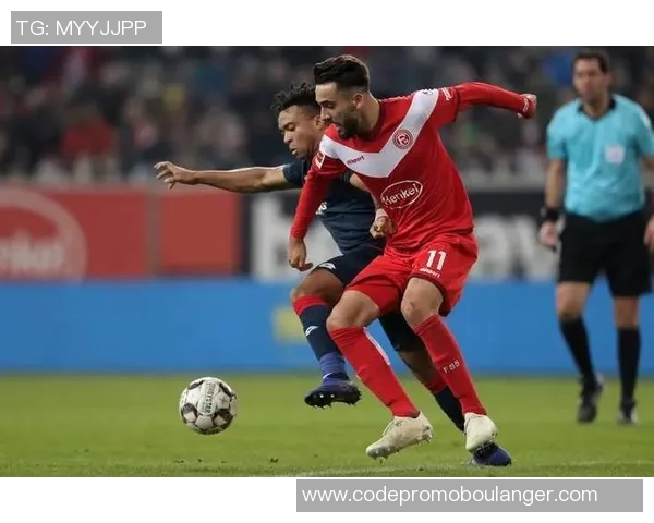 沙尔克04主场失利,陷入保级泥潭,危机加剧 沙尔克04主场失利,陷入保级泥潭,危机加剧