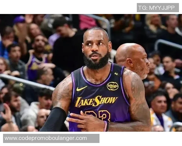 詹姆斯领军湖人击败火箭，取得三连胜