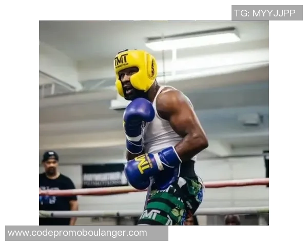 梅威瑟重返拳坛挑战新星传奇拳手的荣耀与未来之路