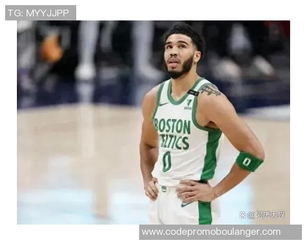 热火与凯尔特人激战正酣NBA季后赛精彩对决引发球迷热情高涨